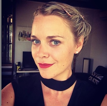 Natalie Horton - Reiki Master Training - Spirit Weaver Journeys - Bali, Indonesia